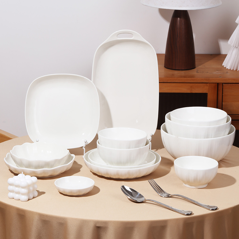 Luxury Gift Set - Service de table en porcelaine blanche