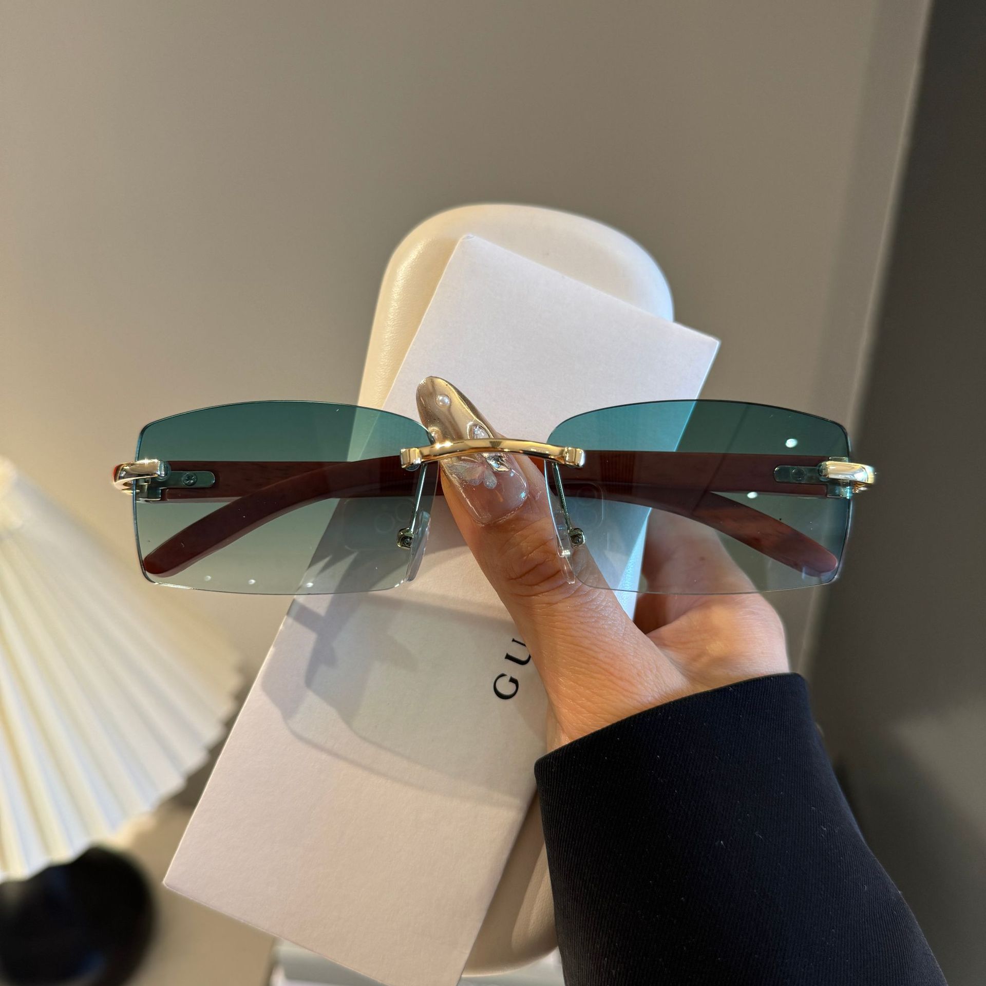 Designer Sunglasses - Petites lunettes de soleil sans monture