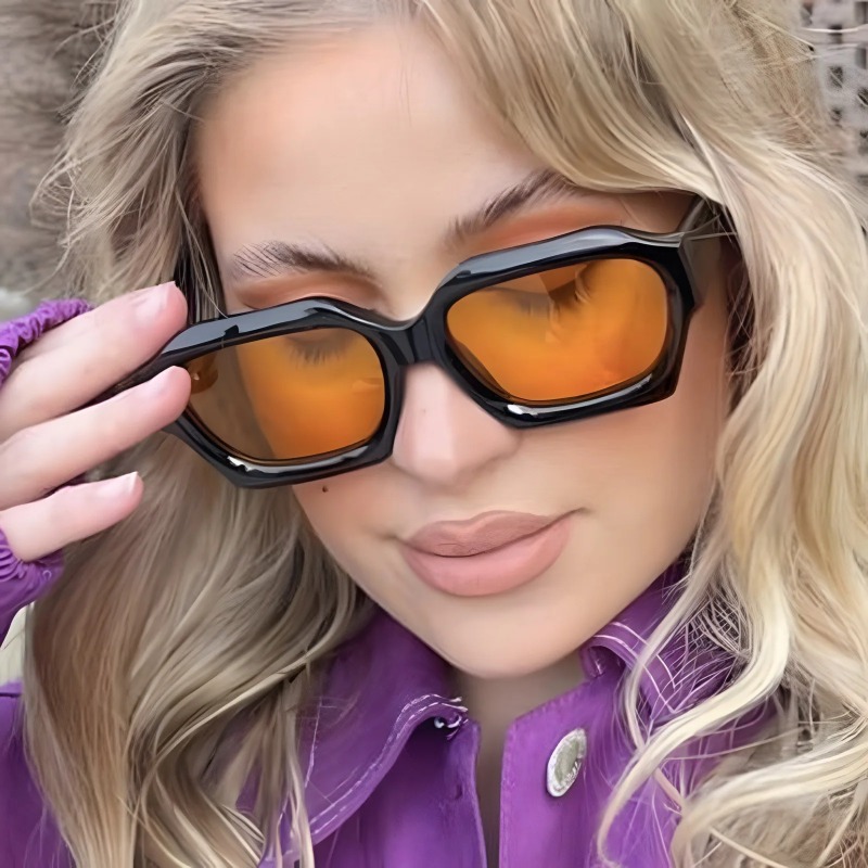 Lunettes de soleil carrées ten - Designer Sunglasses avis et prix