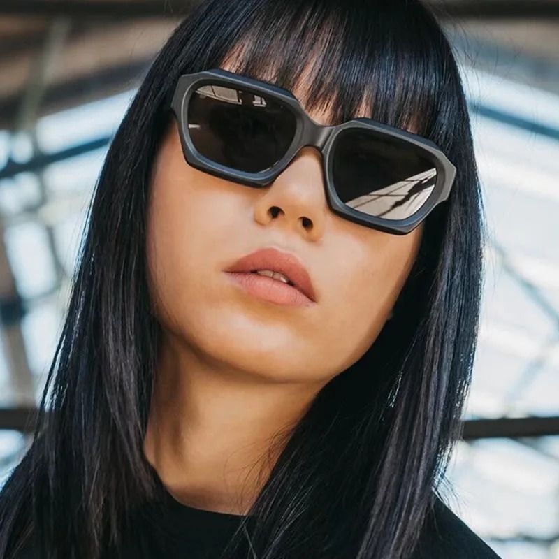 Lunettes de soleil carrées ten - Designer Sunglasses avis et prix